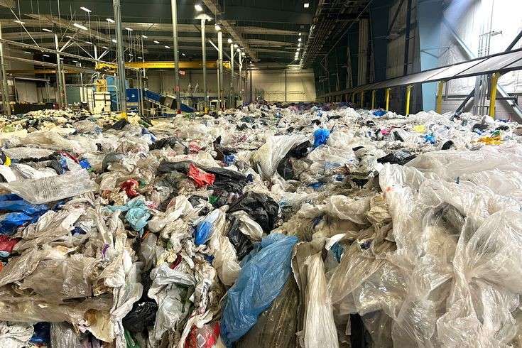 limbah plastik jadi produk